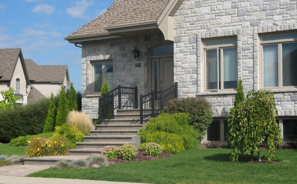 Terrebonne amenagement paysager terrain